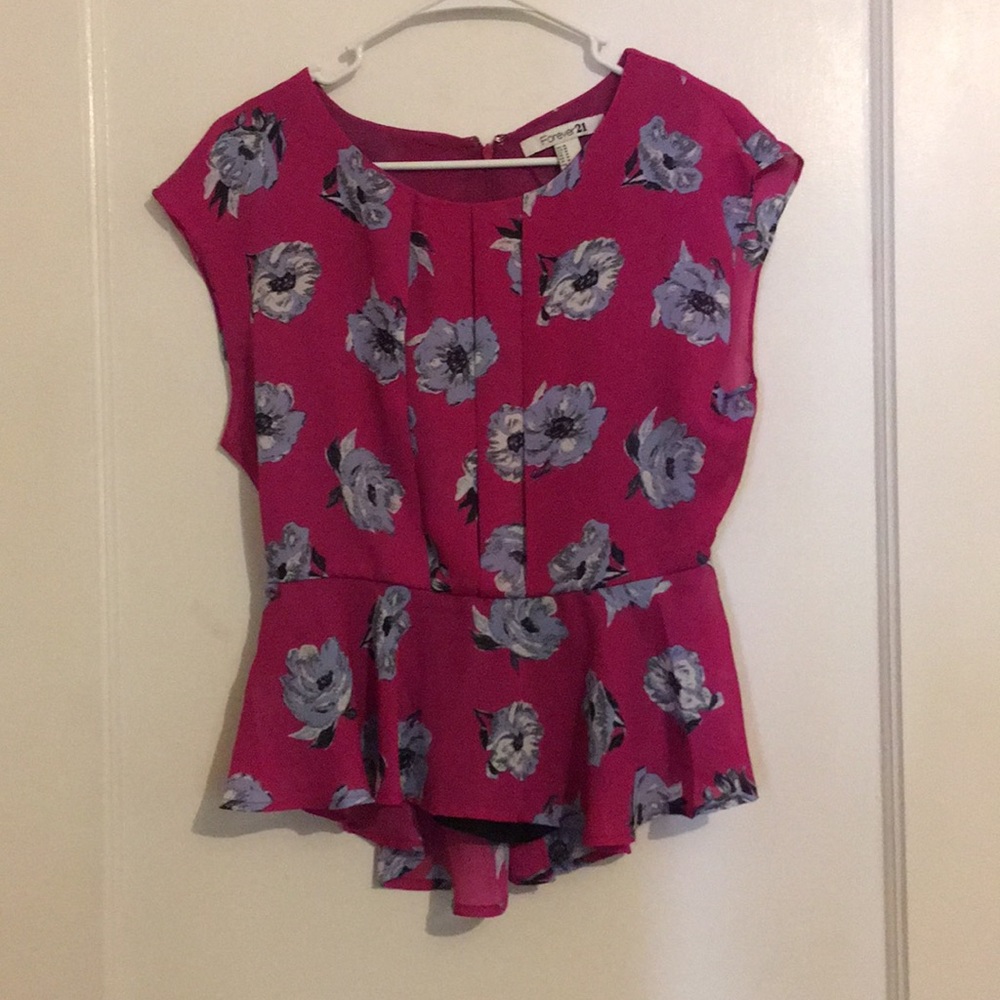 Floral peplum blouse like new